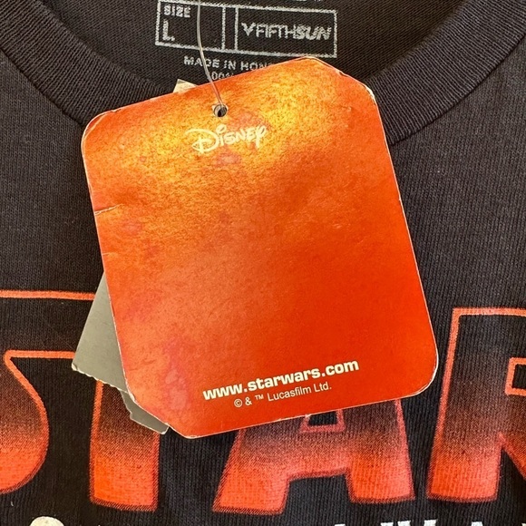 Star Wars Vintage Graphic “The Force Awakens” Black Tee in Sz. L -NWT - Picture 5 of 8